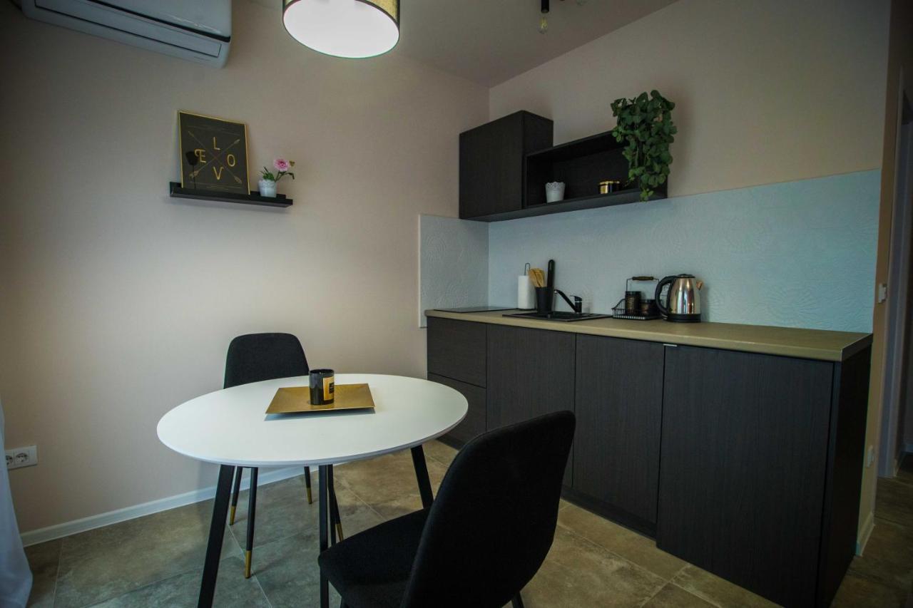 Apartmani Mis Šabac Exterior foto