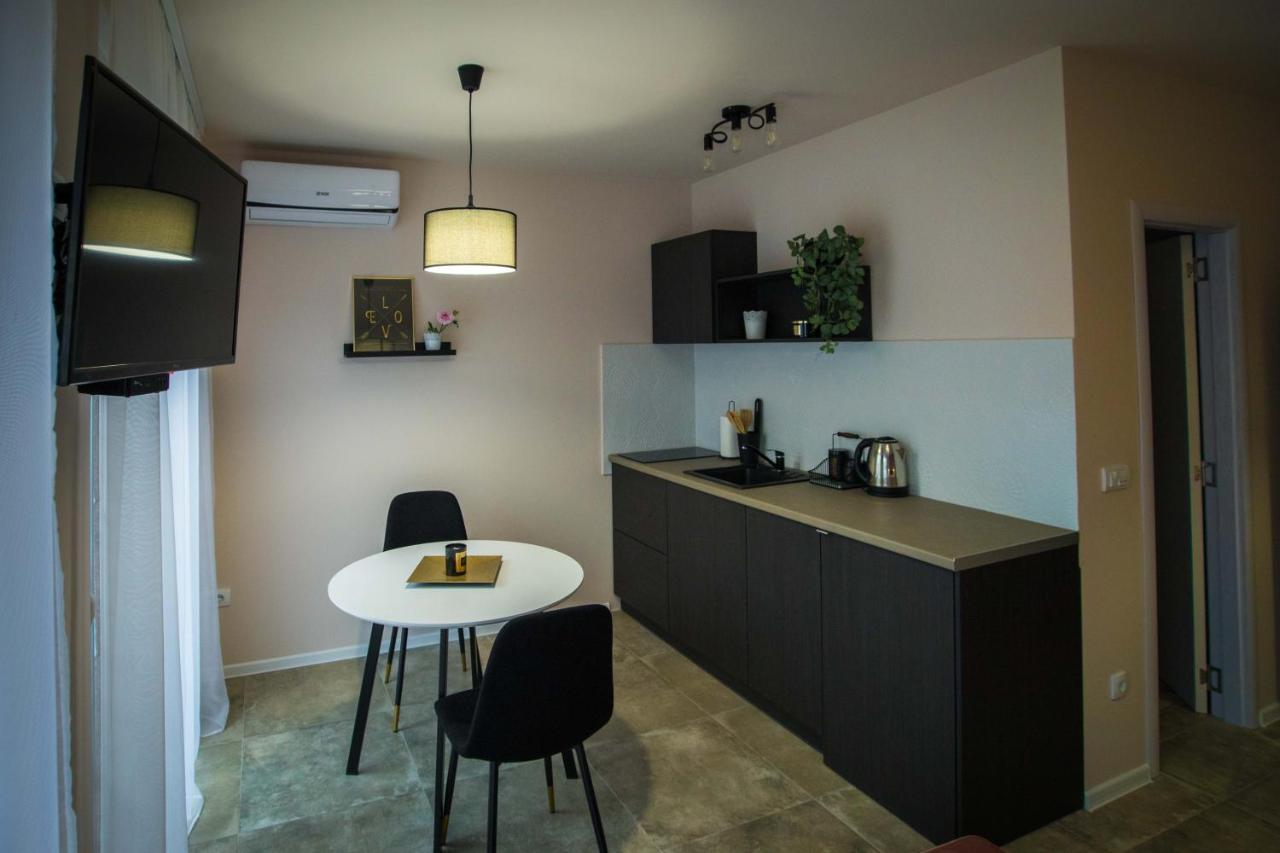 Apartmani Mis Šabac Exterior foto